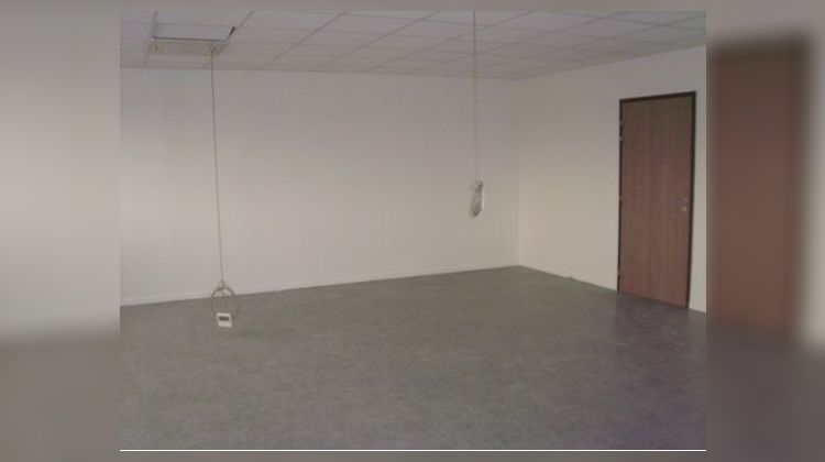 Ma-Cabane - Location Local commercial COLOMIERS, 67 m²