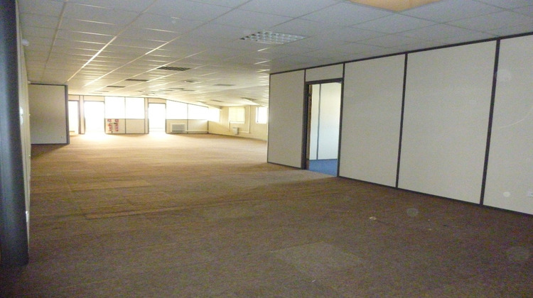 Ma-Cabane - Location Local commercial COLOMIERS, 200 m²