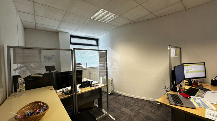 Ma-Cabane - Location Local commercial COMPIEGNE, 177 m²