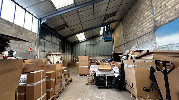 Ma-Cabane - Location Local commercial COMPIEGNE, 373 m²