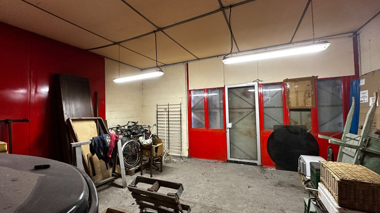 Ma-Cabane - Location Local commercial COMPIEGNE, 373 m²