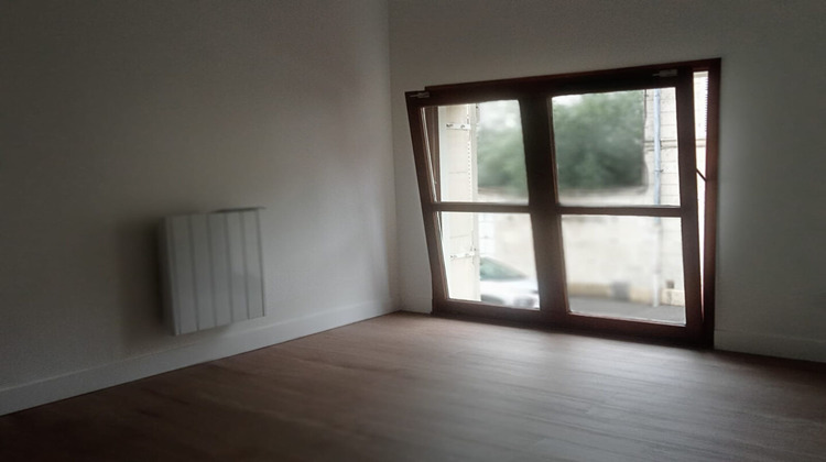 Ma-Cabane - Location Local commercial COMPIEGNE, 131 m²