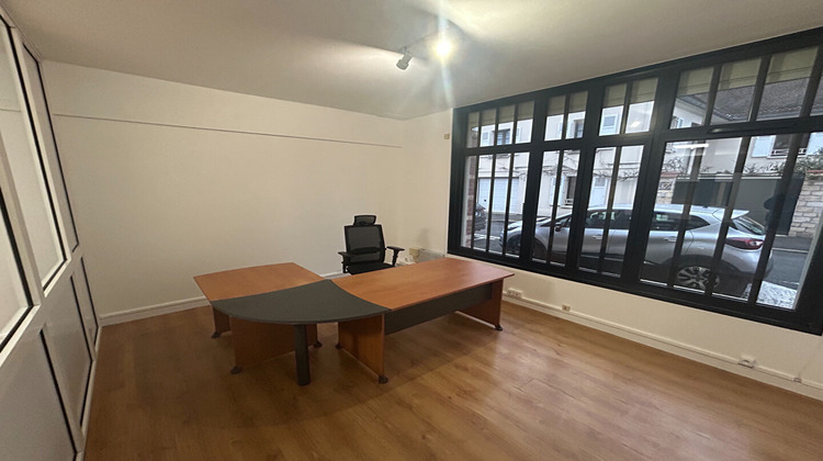 Ma-Cabane - Location Local commercial COMPIEGNE, 107 m²