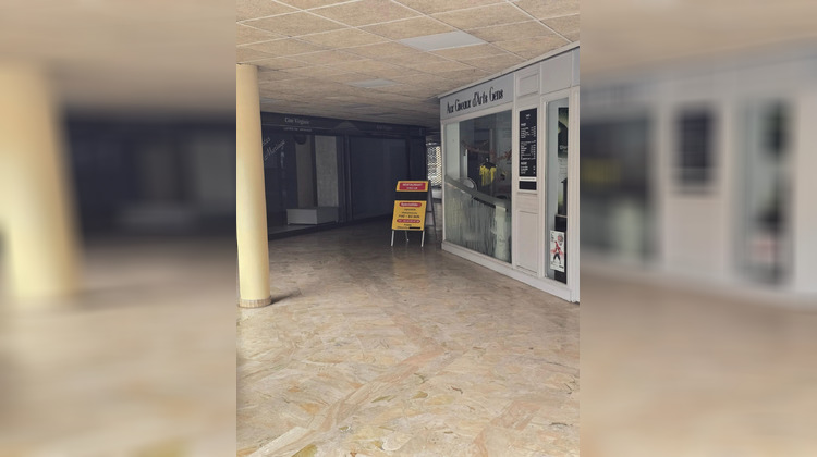 Ma-Cabane - Location Local commercial Compiegne, 0 m²