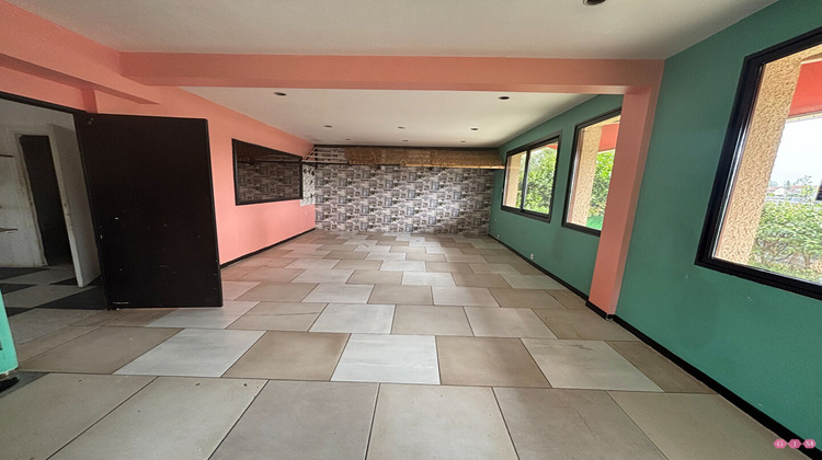 Ma-Cabane - Location Local commercial CONFLANS-SAINTE-HONORINE, 216 m²