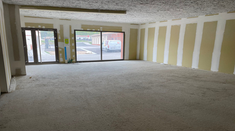 Ma-Cabane - Location Local commercial CORBARIEU, 77 m²