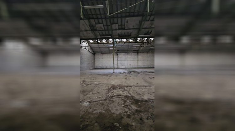 Ma-Cabane - Location Local commercial CORBEIL ESSONNES, 1170 m²