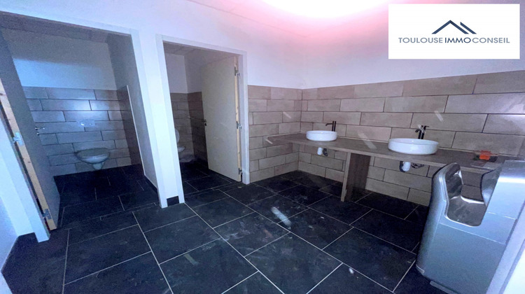 Ma-Cabane - Location Local commercial Cornebarrieu, 187 m²