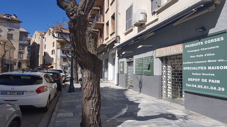 Ma-Cabane - Location Local commercial Corte, 55 m²