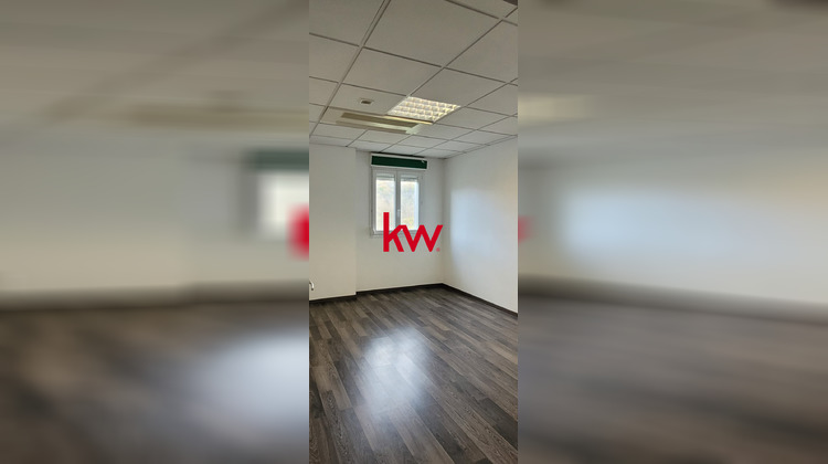 Ma-Cabane - Location Local commercial Coudes, 440 m²