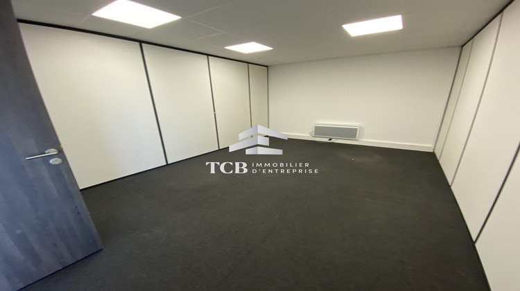 Ma-Cabane - Location Local commercial Couëron, 100 m²