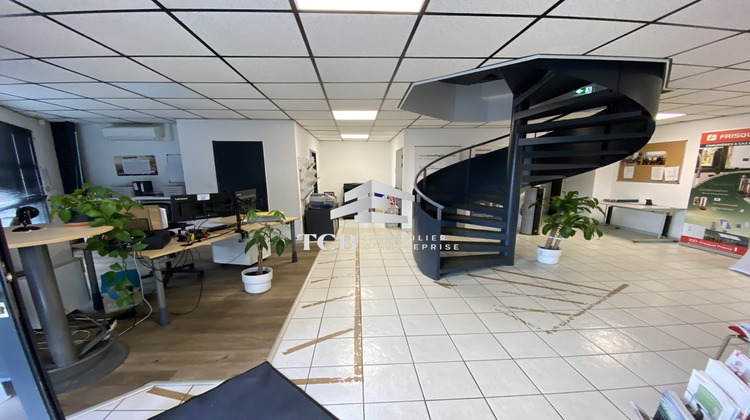 Ma-Cabane - Location Local commercial Couëron, 564 m²