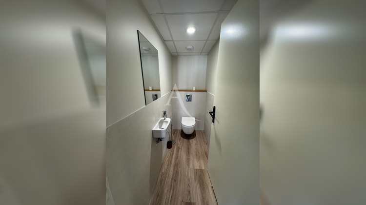 Ma-Cabane - Location Local commercial COUR-CHEVERNY, 18 m²