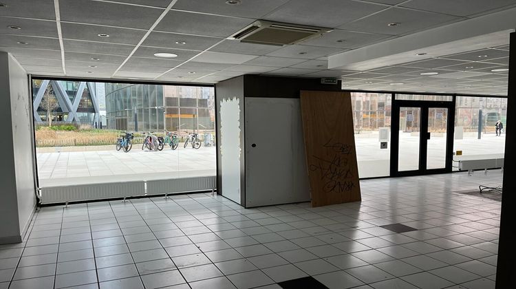 Ma-Cabane - Location Local commercial COURBEVOIE, 120 m²