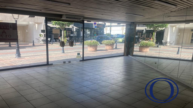 Ma-Cabane - Location Local commercial Courbevoie, 40 m²