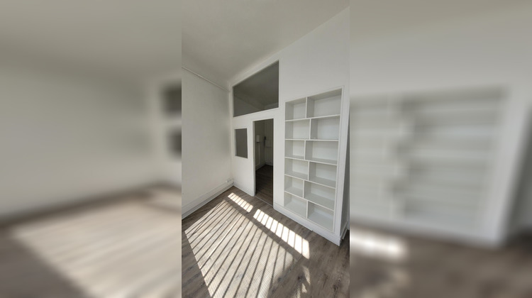 Ma-Cabane - Location Local commercial COURBEVOIE, 92 m²