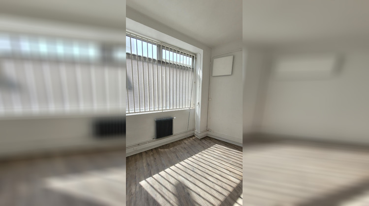 Ma-Cabane - Location Local commercial COURBEVOIE, 92 m²