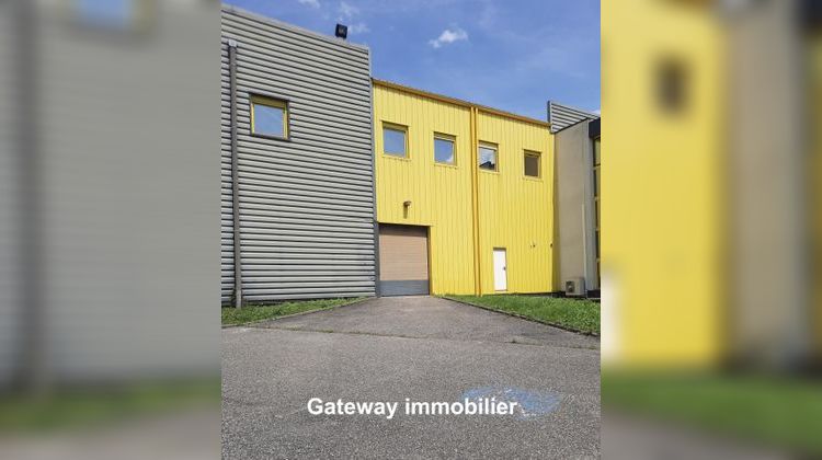 Ma-Cabane - Location Local commercial Cournon-d'Auvergne, 300 m²