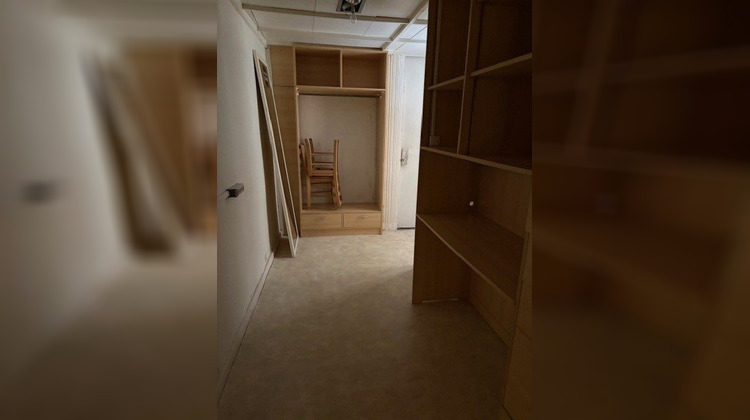 Ma-Cabane - Location Local commercial Cours-la-Ville, 67 m²