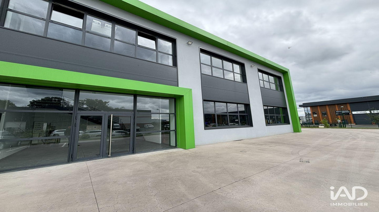 Ma-Cabane - Location Local commercial Courtry, 200 m²