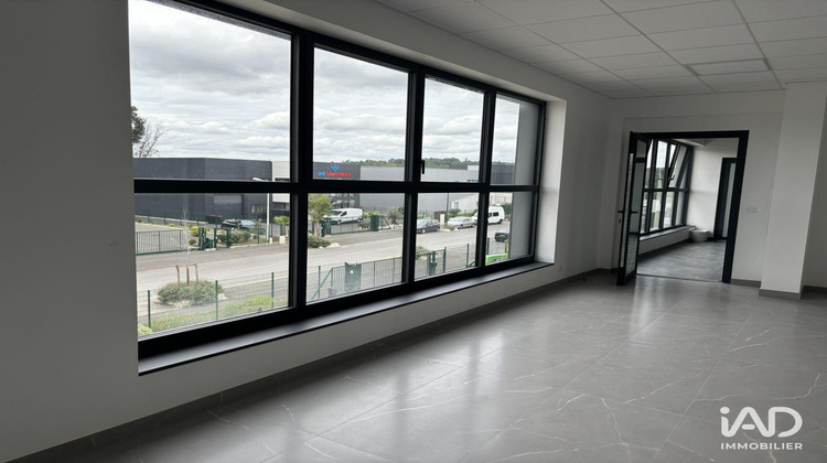 Ma-Cabane - Location Local commercial Courtry, 100 m²