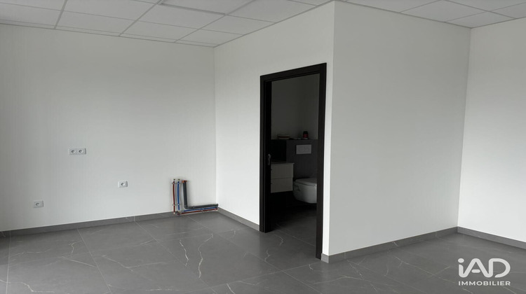 Ma-Cabane - Location Local commercial Courtry, 200 m²