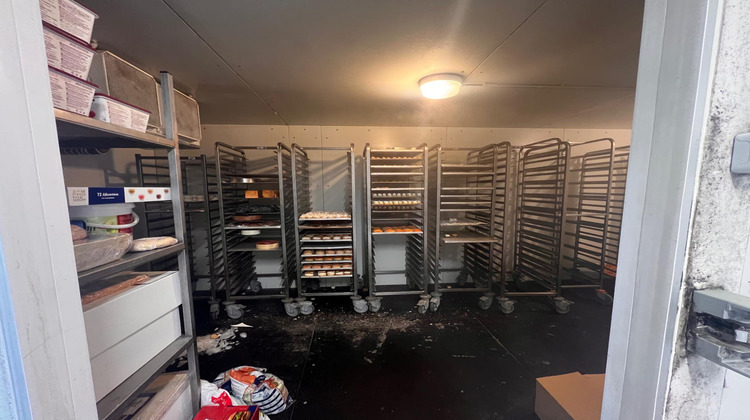 Ma-Cabane - Location Local commercial Coutiches, 200 m²