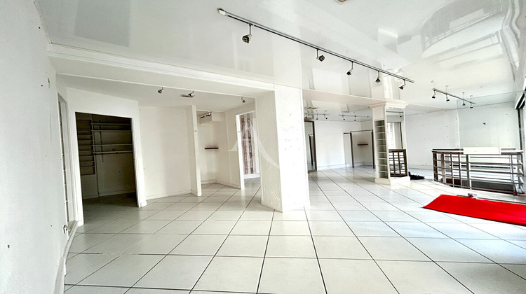 Ma-Cabane - Location Local commercial CRAON, 67 m²