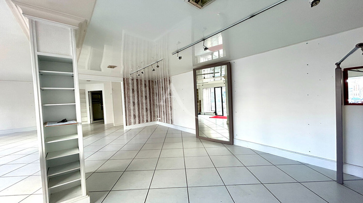 Ma-Cabane - Location Local commercial CRAON, 67 m²