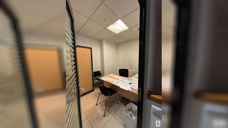 Ma-Cabane - Location Local commercial Creil, 175 m²