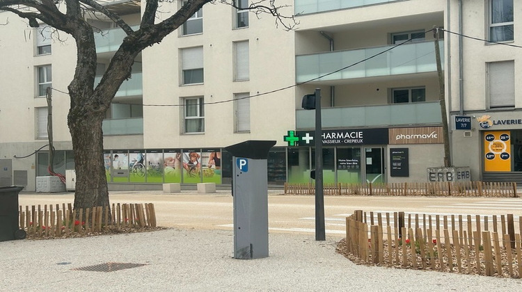 Ma-Cabane - Location Local commercial CREPIEUX LA PAPE, 74 m²