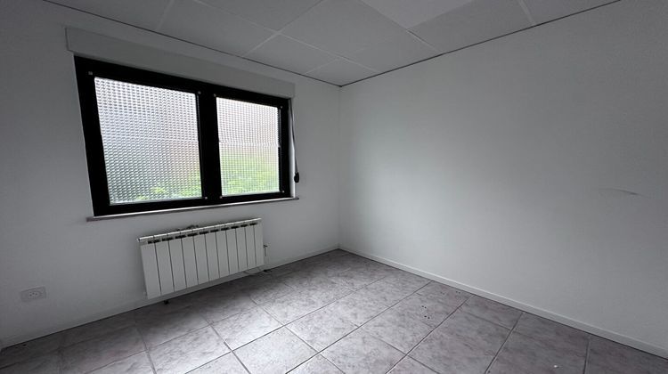 Ma-Cabane - Location Local commercial CREUTZWALD, 60 m²