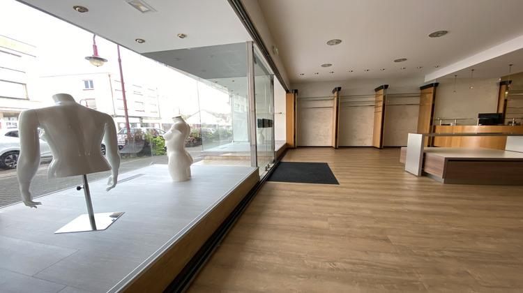 Ma-Cabane - Location Local commercial Creutzwald, 97 m²