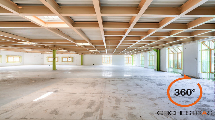 Ma-Cabane - Location Local commercial Croissy-Beaubourg, 304 m²