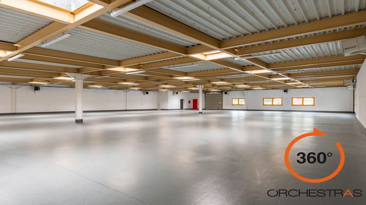 Ma-Cabane - Location Local commercial Croissy-Beaubourg, 418 m²