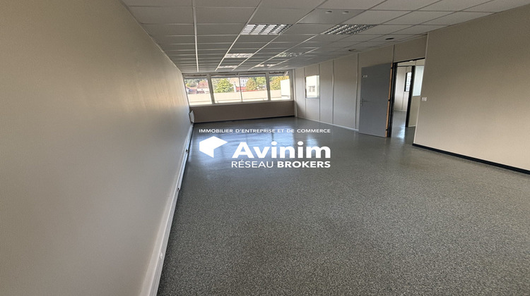 Ma-Cabane - Location Local commercial Dampierre, 3040 m²