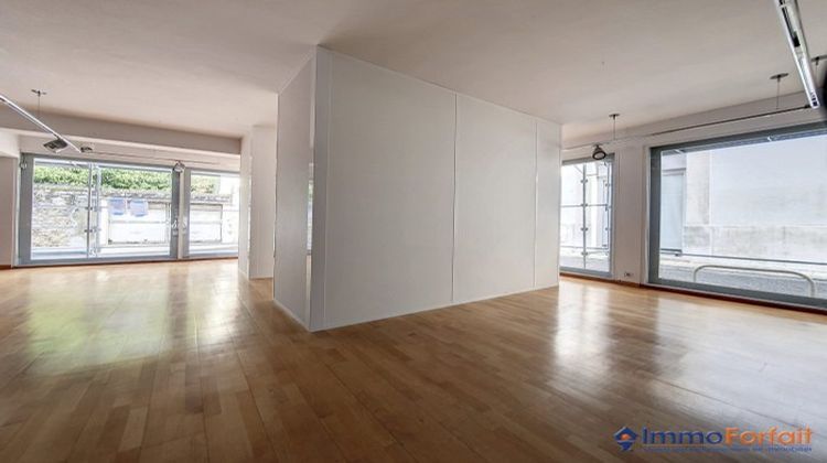 Ma-Cabane - Location Local commercial Dax, 110 m²
