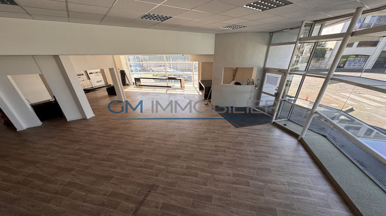 Ma-Cabane - Location Local commercial Dax, 300 m²