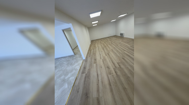 Ma-Cabane - Location Local commercial Dax, 100 m²