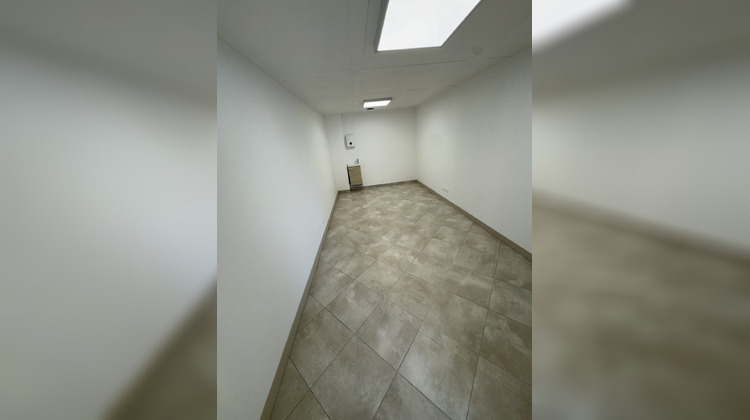 Ma-Cabane - Location Local commercial Dax, 100 m²