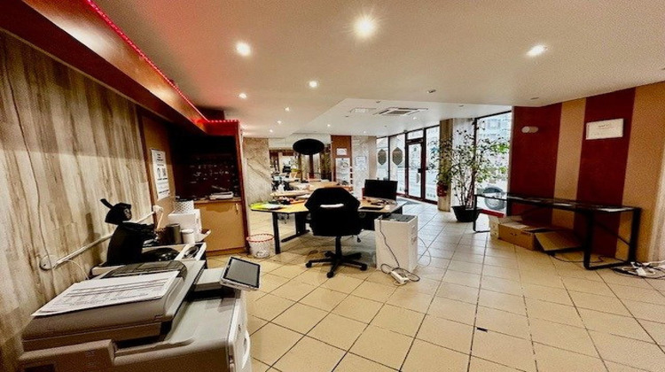 Ma-Cabane - Location Local commercial Delle, 90 m²