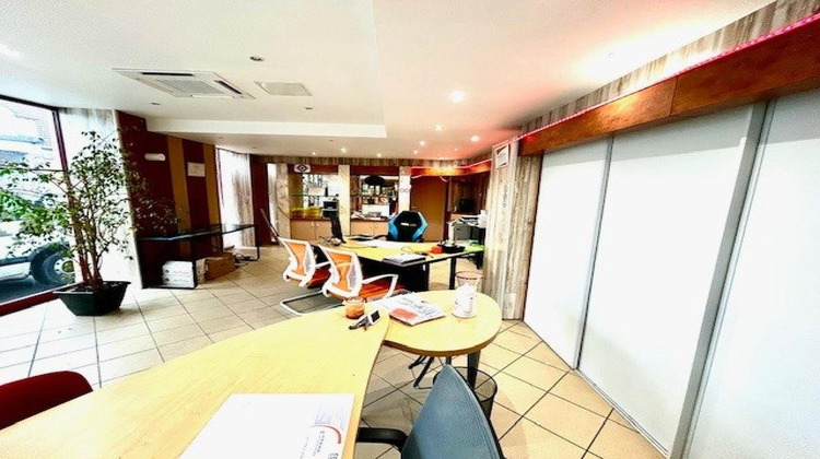 Ma-Cabane - Location Local commercial Delle, 90 m²