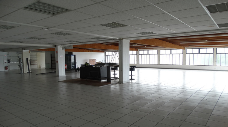 Ma-Cabane - Location Local commercial DEVILLE-LES-ROUEN, 940 m²