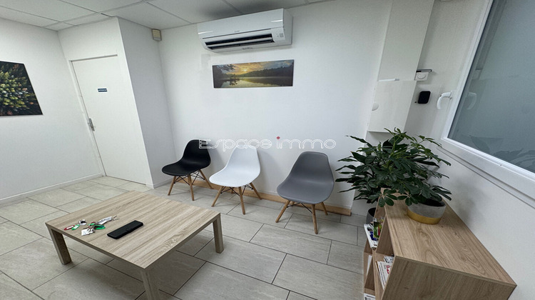 Ma-Cabane - Location Local commercial DEVILLE-LES-ROUEN, 18 m²