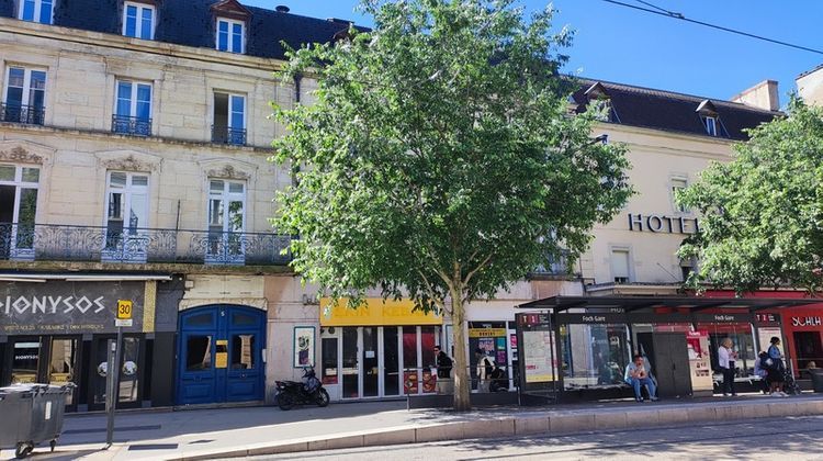 Ma-Cabane - Location Local commercial DIJON, 150 m²