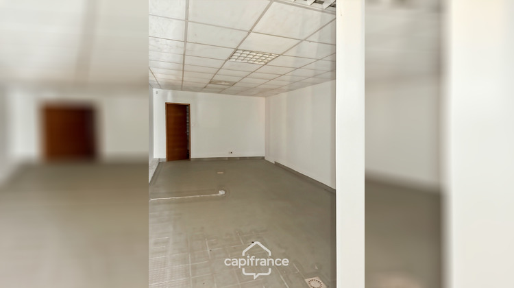 Ma-Cabane - Location Local commercial DOMERATT, 525 m²
