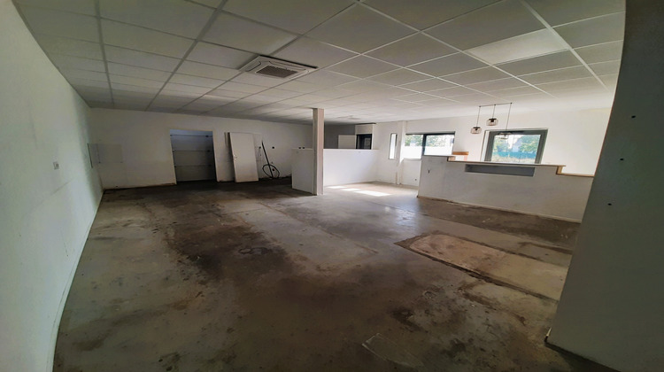 Ma-Cabane - Location Local commercial Domloup, 169 m²