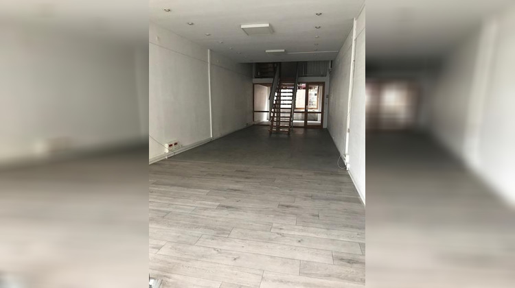 Ma-Cabane - Location Local commercial Douai, 185 m²