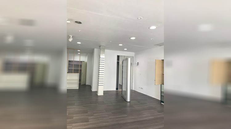 Ma-Cabane - Location Local commercial Douai, 70 m²