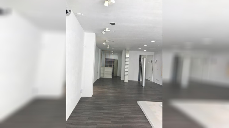 Ma-Cabane - Location Local commercial Douai, 70 m²